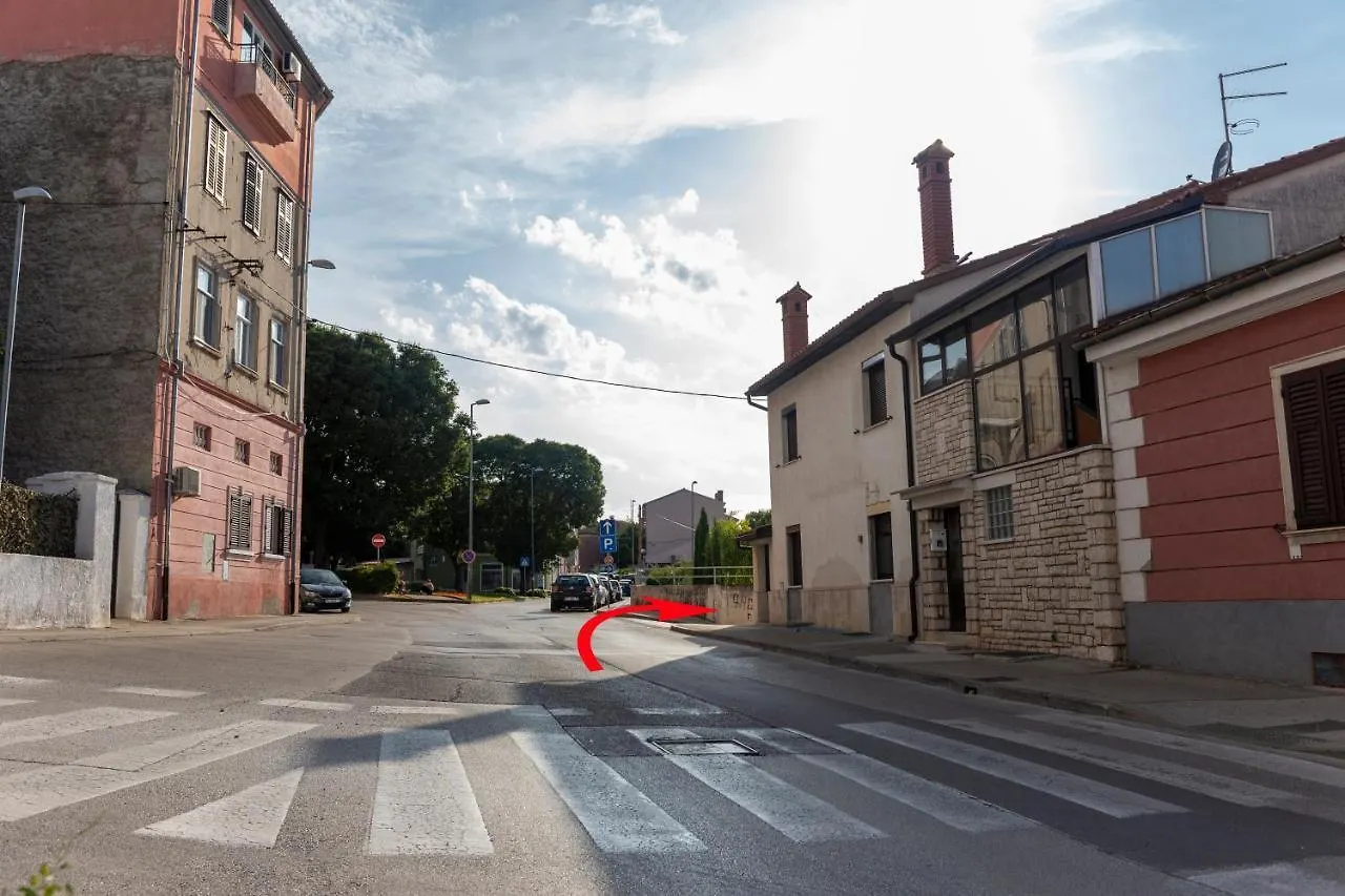 City Apartments Silver Pula Croacia