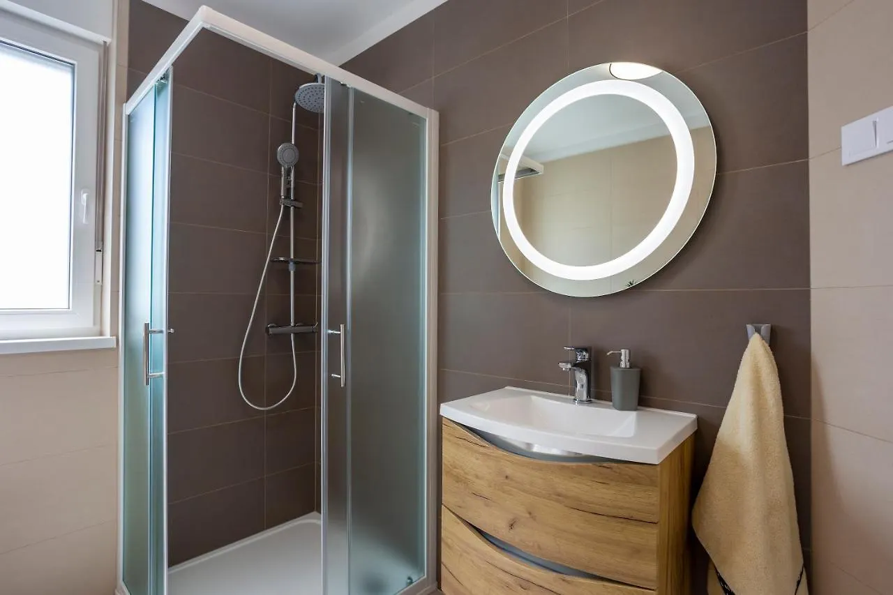 City Apartments Silver Pula Croacia